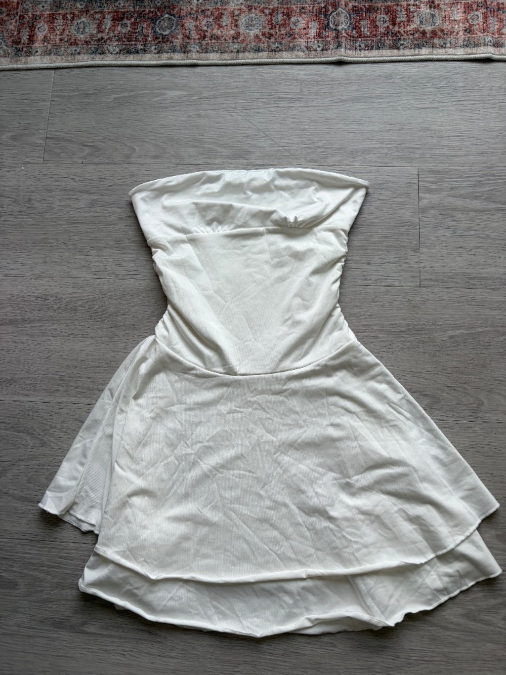 White strapless dress